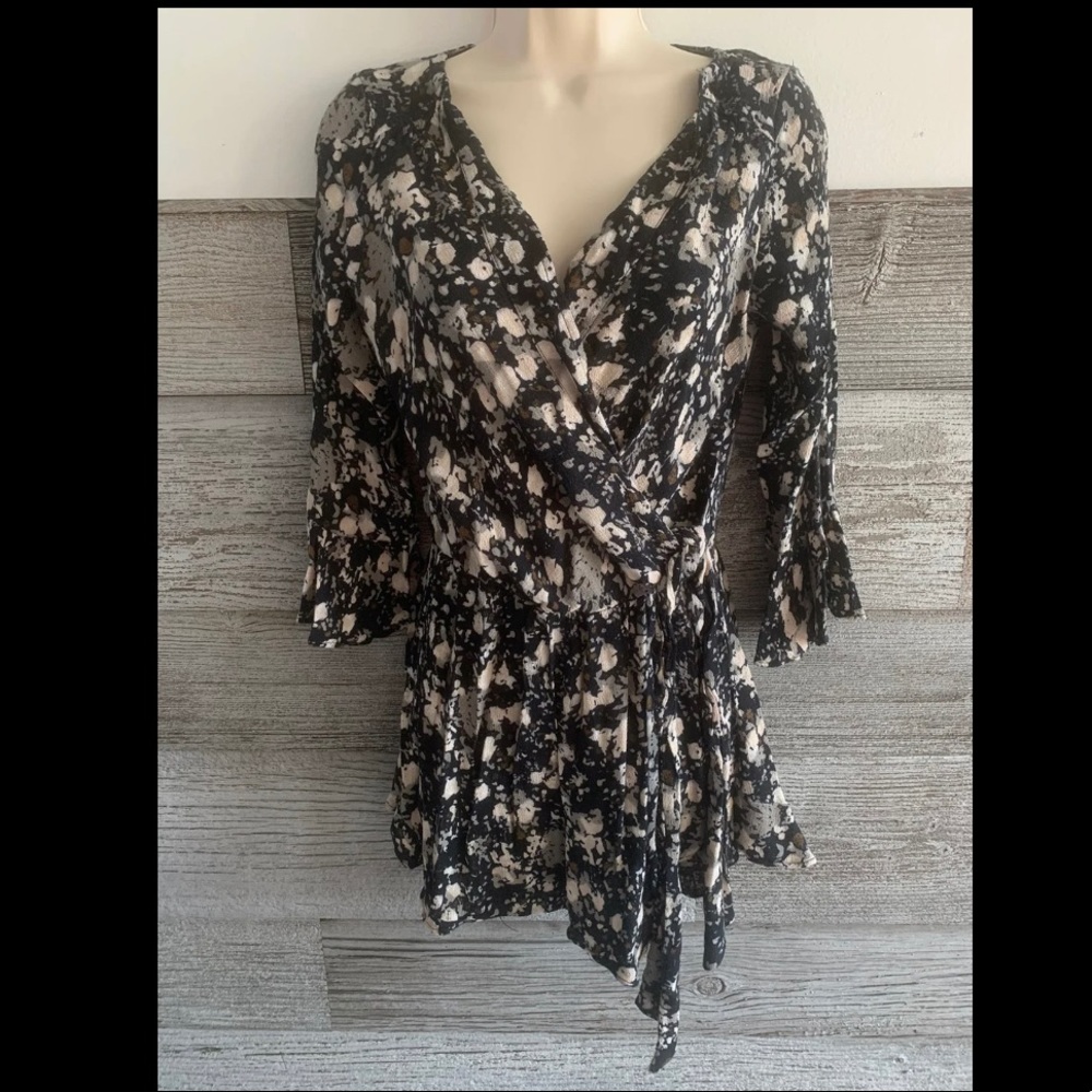 Free People romper.  Size small.